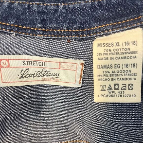 Levi’s Strauss Western Dark Denim Snap Button Down Embroidered Back Collared Shi - Picture 7 of 7